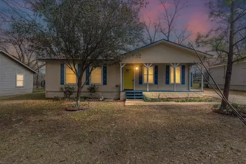 220 S League St S, Sulphur Springs, TX 75482