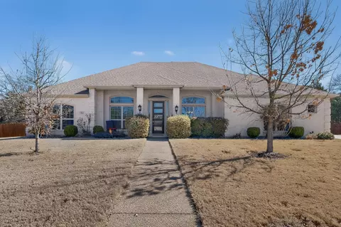 824 State St, Desoto, TX 75115