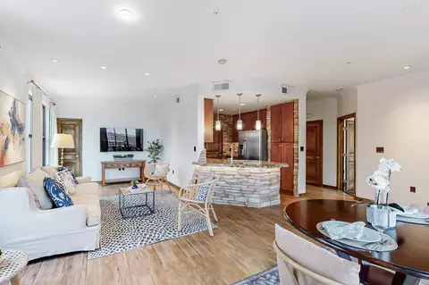 330 Las Colinas Blvd E #1320, Irving, TX 75039