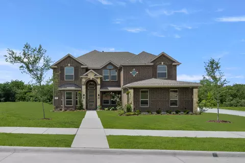 513 S Hidden Lakes Dr, Desoto, TX 75115