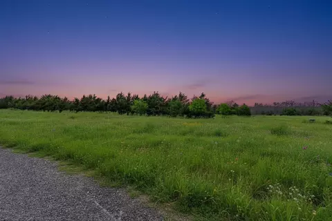 2810 Maple Rd, Celeste, TX 75423 photo 2