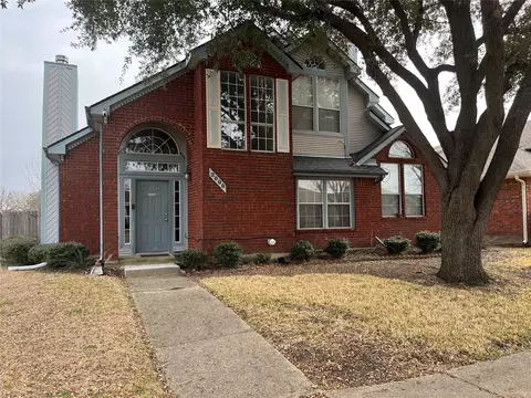 2000 Creek Royal Dr, Mesquite, TX 75181