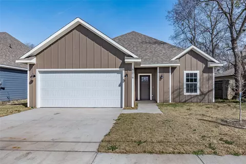 1219 S Montgomery St, Sherman, TX 75090
