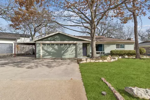 1208 Harris Ave, Hurst, TX 76053