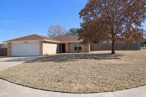 1 Daisy Cir, Wichita Falls, TX 76310