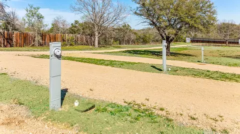 247 S Caddo St, Lipan, TX 76462