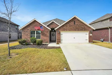 8913 Lantana Meadow Dr, Fort Worth, TX 76131