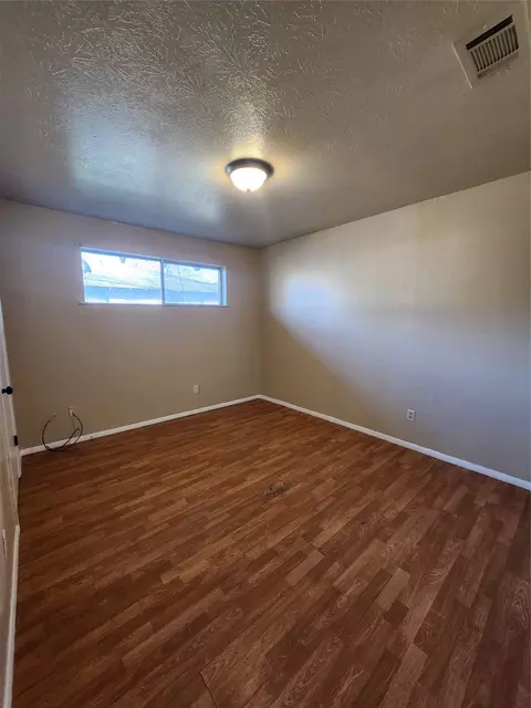 Bedroom - 607 Arbor Ln, Lancaster, TX 75134 photo 3 of 3
