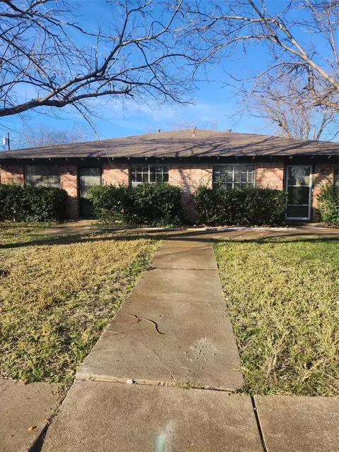 607 Arbor Ln, Lancaster, TX 75134