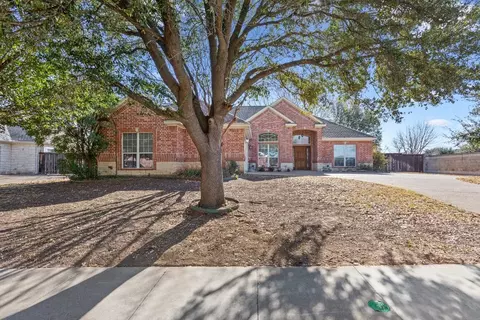 100 Edinburgh, Woodway, TX 76712