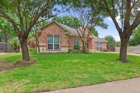 100 Edinburgh, Woodway, TX 76712