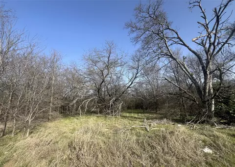 13700 Gholson Rd, Gholson, TX 76705 photo 2