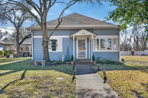 1006 E Coke St, Hamilton, TX 76531