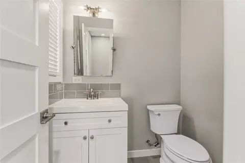 Bath - 4600 Cedar Mountain Dr, Waco, TX 76708 photo 5 of 6
