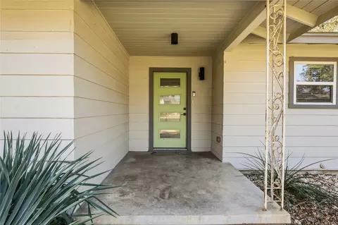 Exterior - 4600 Cedar Mountain Dr, Waco, TX 76708 photo 4 of 7