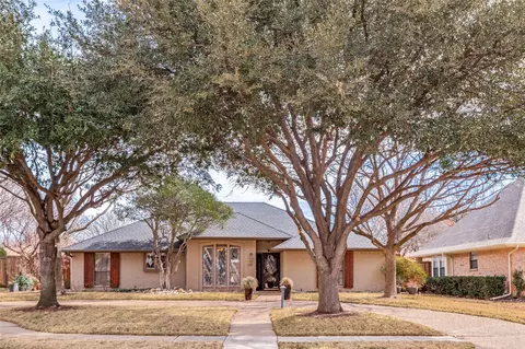 2521 Nature Bend Ln, Carrollton, TX 75006