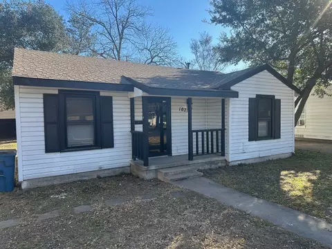 1021 N 23 12 St, Corsicana, TX 75110