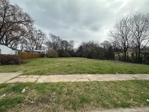 2528 51st St, Dallas, TX 75216