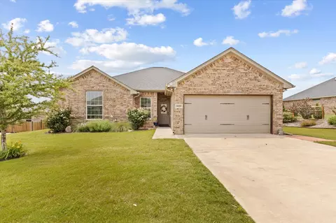 5000 Terlingua Dr, Granbury, TX 76048