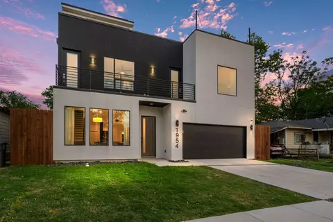 1954 Pueblo St, Dallas, TX 75212