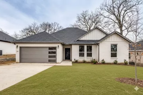 415 N Watson St, Seagoville, TX 75159