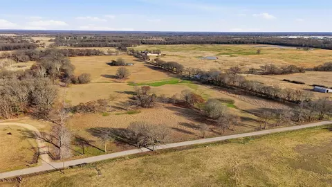 36200 County Line Rd, Sumner, TX 75486 photo 17