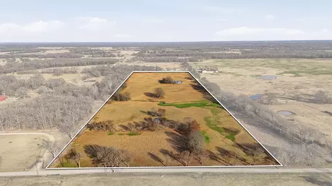 36200 County Line Rd, Sumner, TX 75486 photo 25