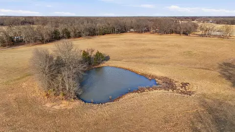 36200 County Line Rd, Sumner, TX 75486 photo 2