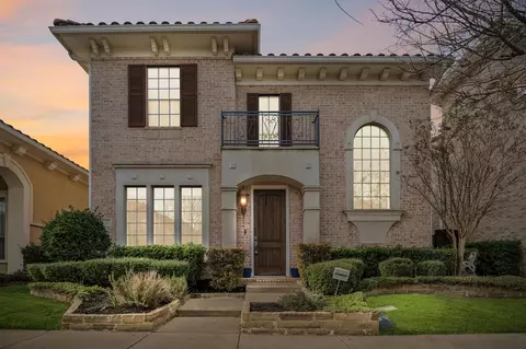 821 La Cima, Irving, TX 75039
