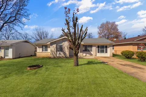 1419 Cascade St, Mesquite, TX 75149