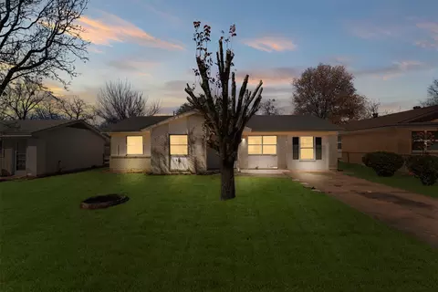 Exterior - 1419 Cascade St, Mesquite, TX 75149 photo 2 of 6