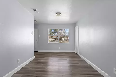 Living - 1419 Cascade St, Mesquite, TX 75149 photo 5 of 8
