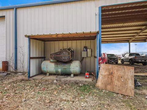 3550 S Main St, Fort Worth, TX 76040 photo 16