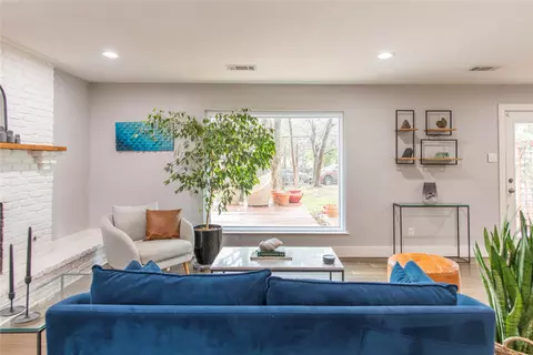 3906 Treeline Dr, Dallas, TX 75224