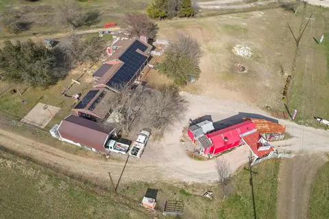 11678 State Highway 121, Trenton, TX 75490