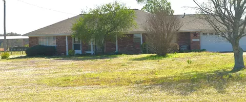 17293 Us Highway 82 W, Avery, TX 75554