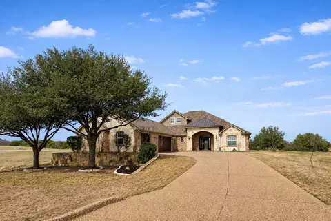 6236 Montrose St, Cleburne, TX 76033