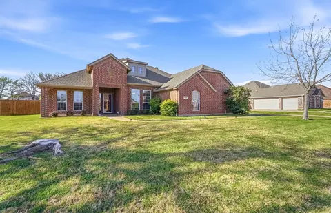 207 Moonlit Path Dr, Shady Shores, TX 76208