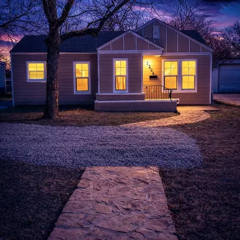 2306 Austin Ave, Brownwood, TX 76801