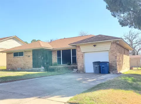 1226 Grinnell St, Dallas, TX 75216