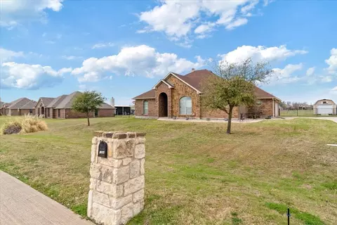 5366 Tree Grace Ln, Kaufman, TX 75142