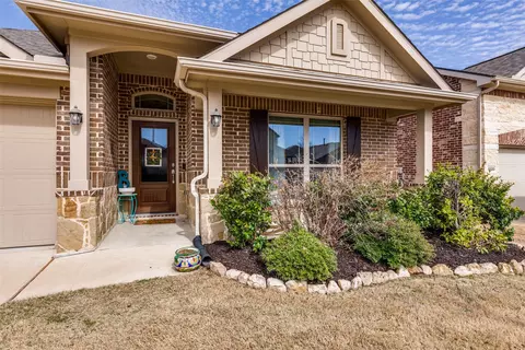9324 Bronze Meadow Dr, Fort Worth, TX 76131