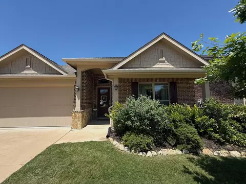 9324 Bronze Meadow Dr, Fort Worth, TX 76131
