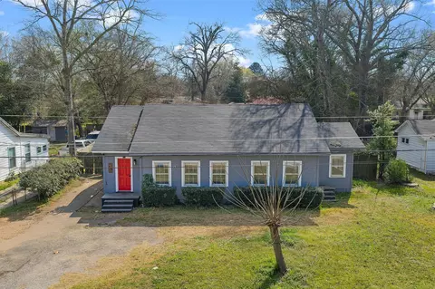 918 Bean Ave, Kilgore, TX 75662