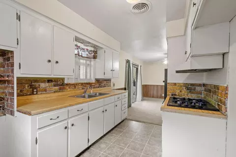 Kitchen - 125 Mark Dr, Denison, TX 75021 photo 3 of 3