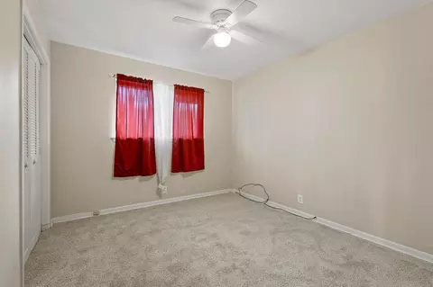Bedroom - 125 Mark Dr, Denison, TX 75021 photo 1 of 7