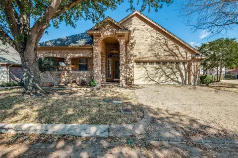 1008 Gabriel Ln, Fort Worth, TX 76116