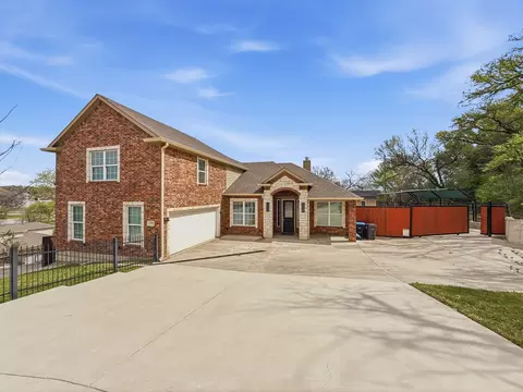 2700 Refugio Ave, Fort Worth, TX 76164