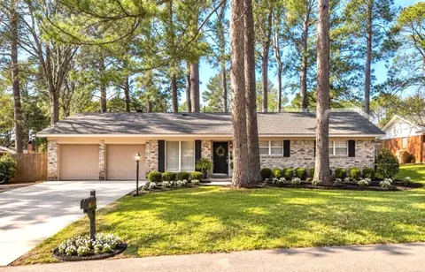 9346 Shartel Dr, Shreveport, LA 71118