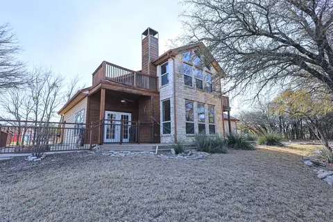 3350 Skyline Dr, Bluff Dale, TX 76433